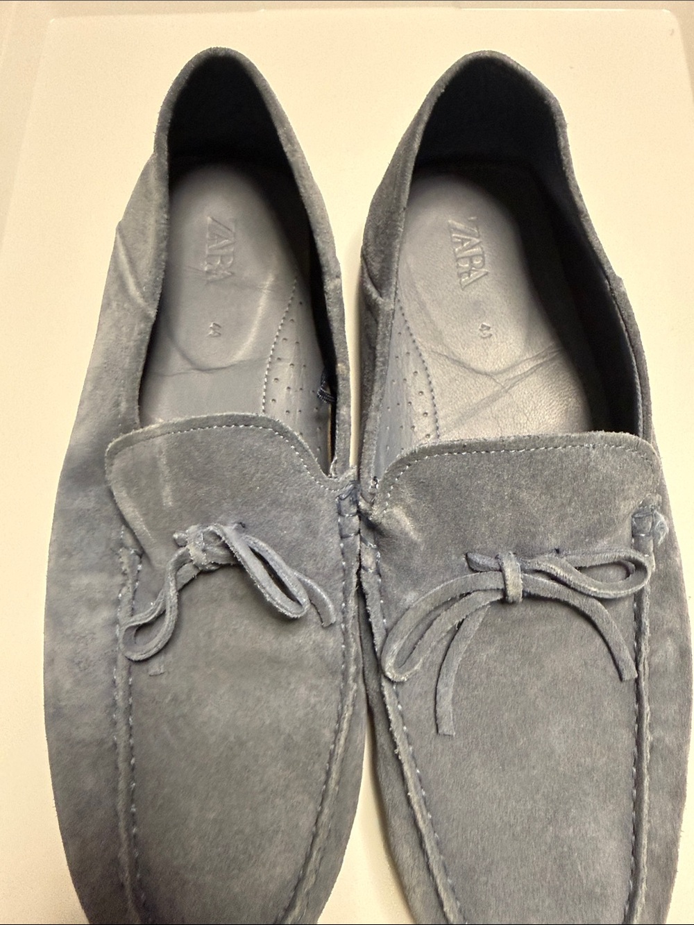Zara Men’s Slate Gray Suede Slip-On Loafers with Bow